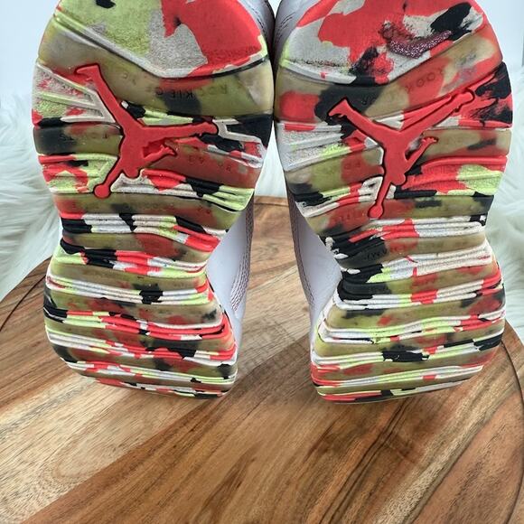 Nike Air‎ Jordan 10 X White Black Multi-Color Youth Size 7Y Sneakers BV1843-776 - Picture 10 of 10